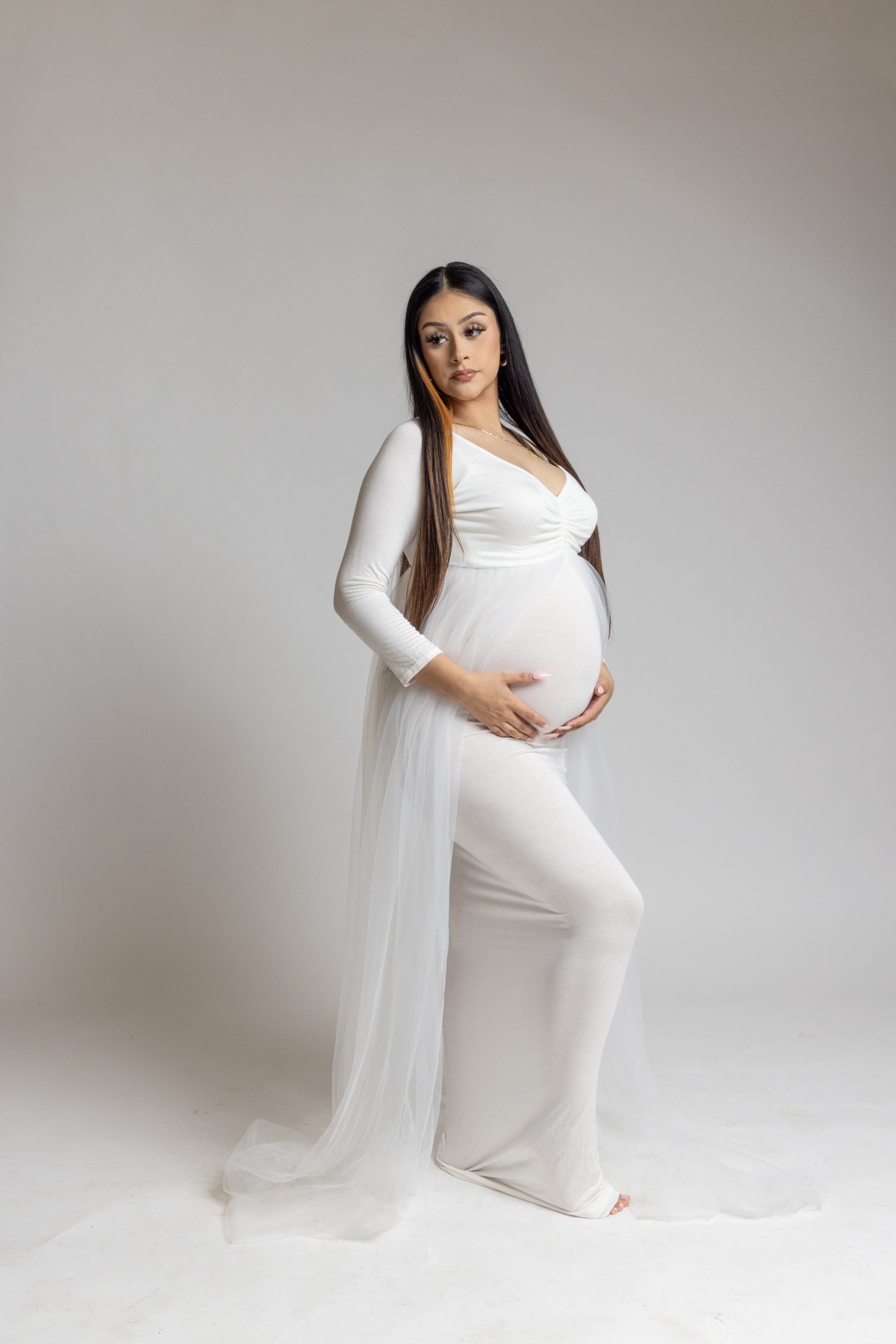 Maternity Fitted White Dress with Sheer Train Maternity Fitted White Dress with Sheer Train